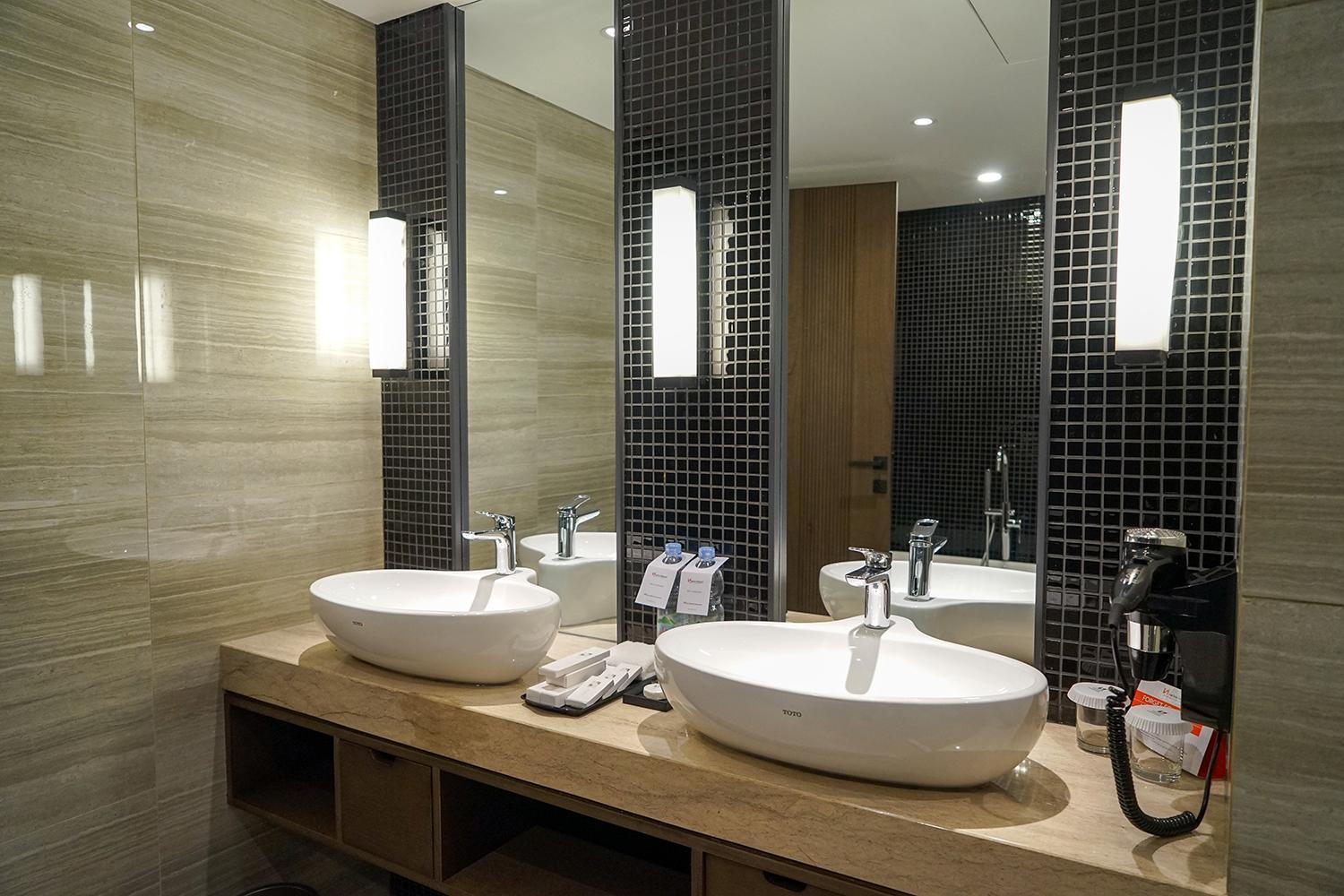 Swiss-Belhotel Airport Джокьякарта Экстерьер фото