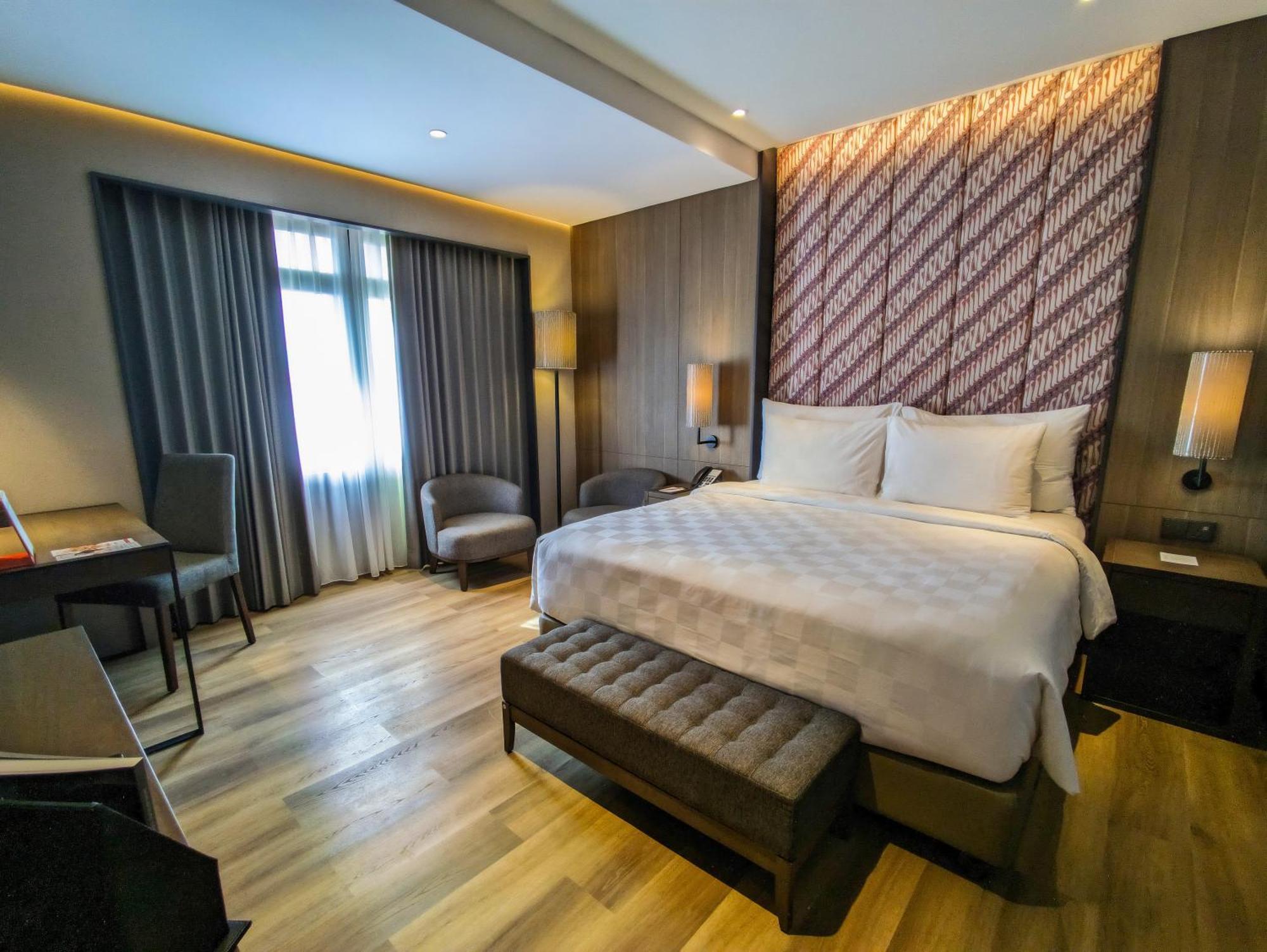 Swiss-Belhotel Airport Джокьякарта Экстерьер фото